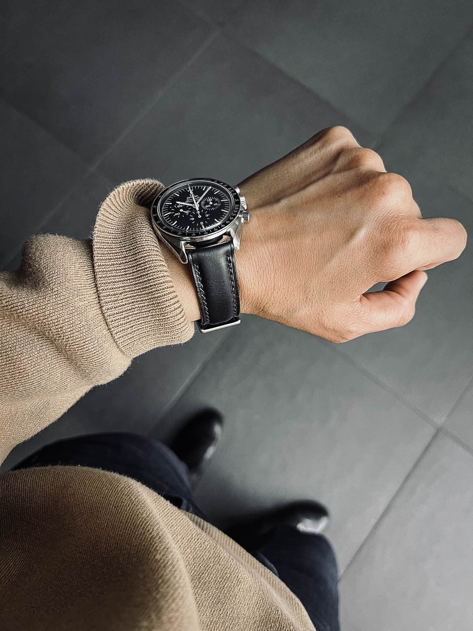 "St. James" Sleek Black Padded Leather Watch Strap