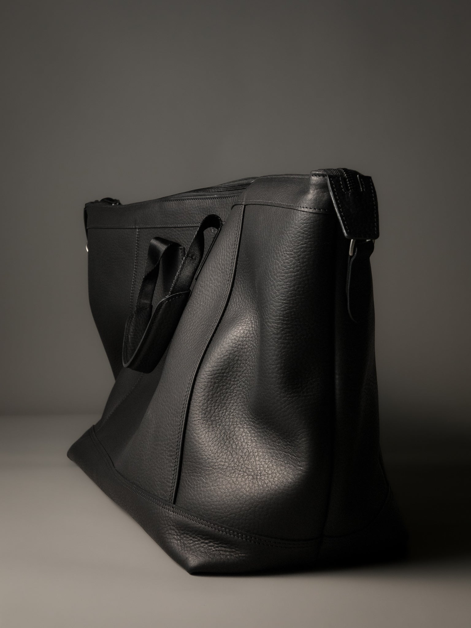 The Gramercy Weekender Bag - Black Leather