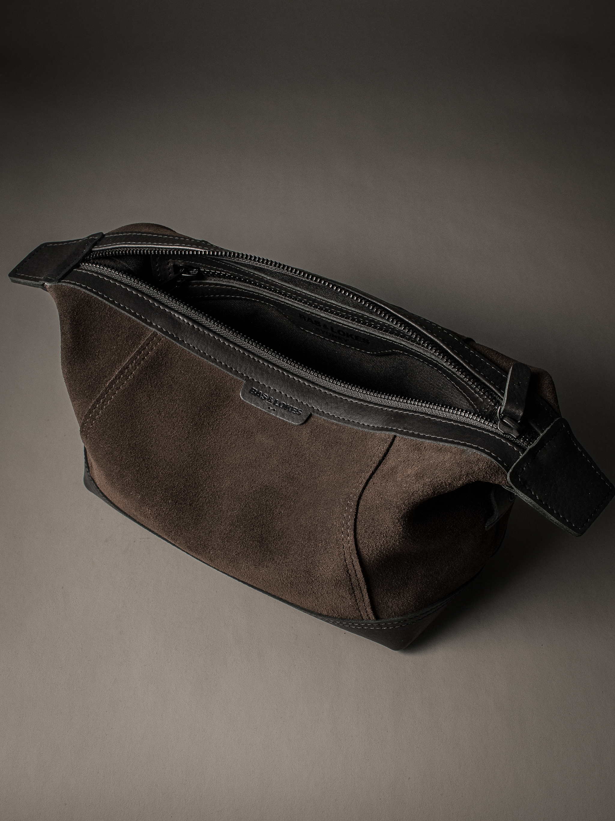 Ballenger Travel Case - Brown Suede