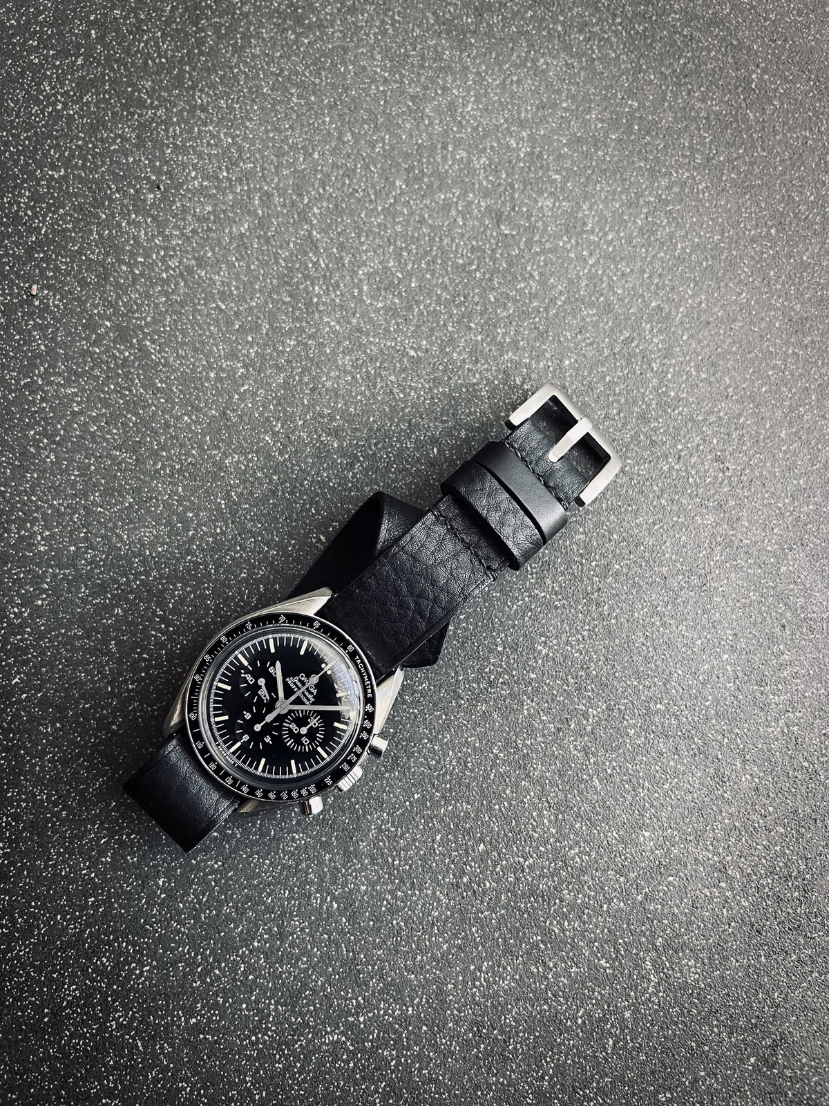 "Silas" Black Leather Single Pass Strap