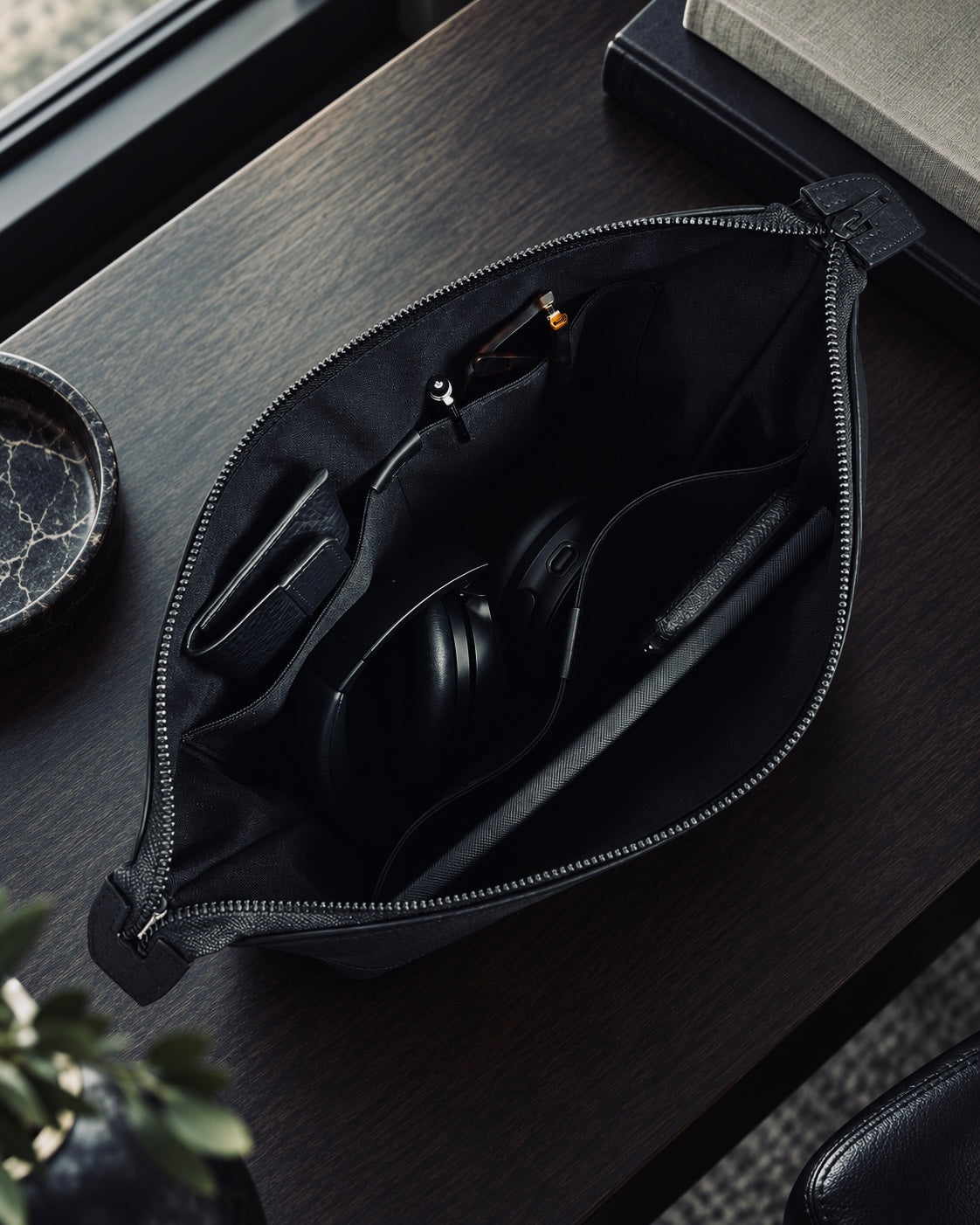 The Ludlow Travel Organizer Bag - Black Leather