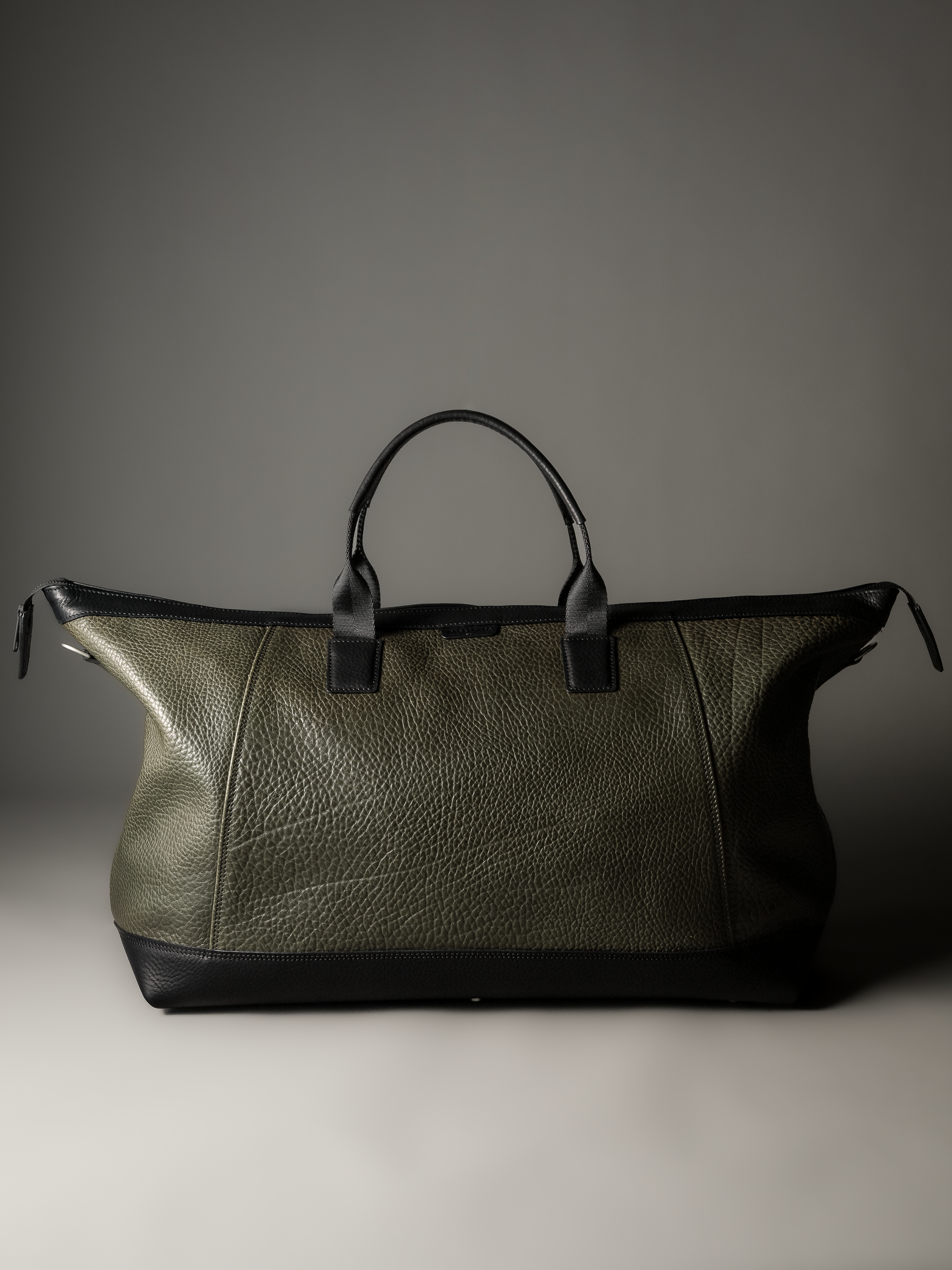 Gramercy Olive Green Leather Weekender Bag