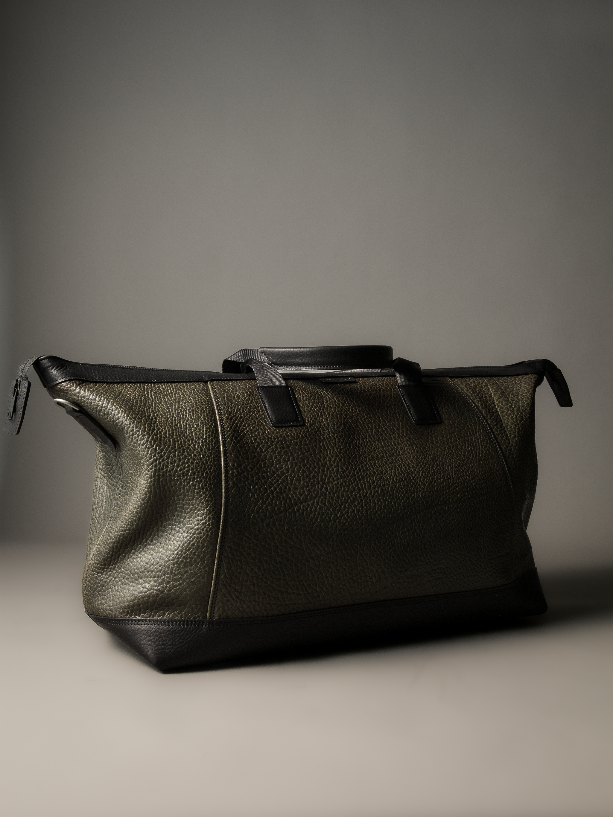 Gramercy Olive Green Leather Weekender Bag