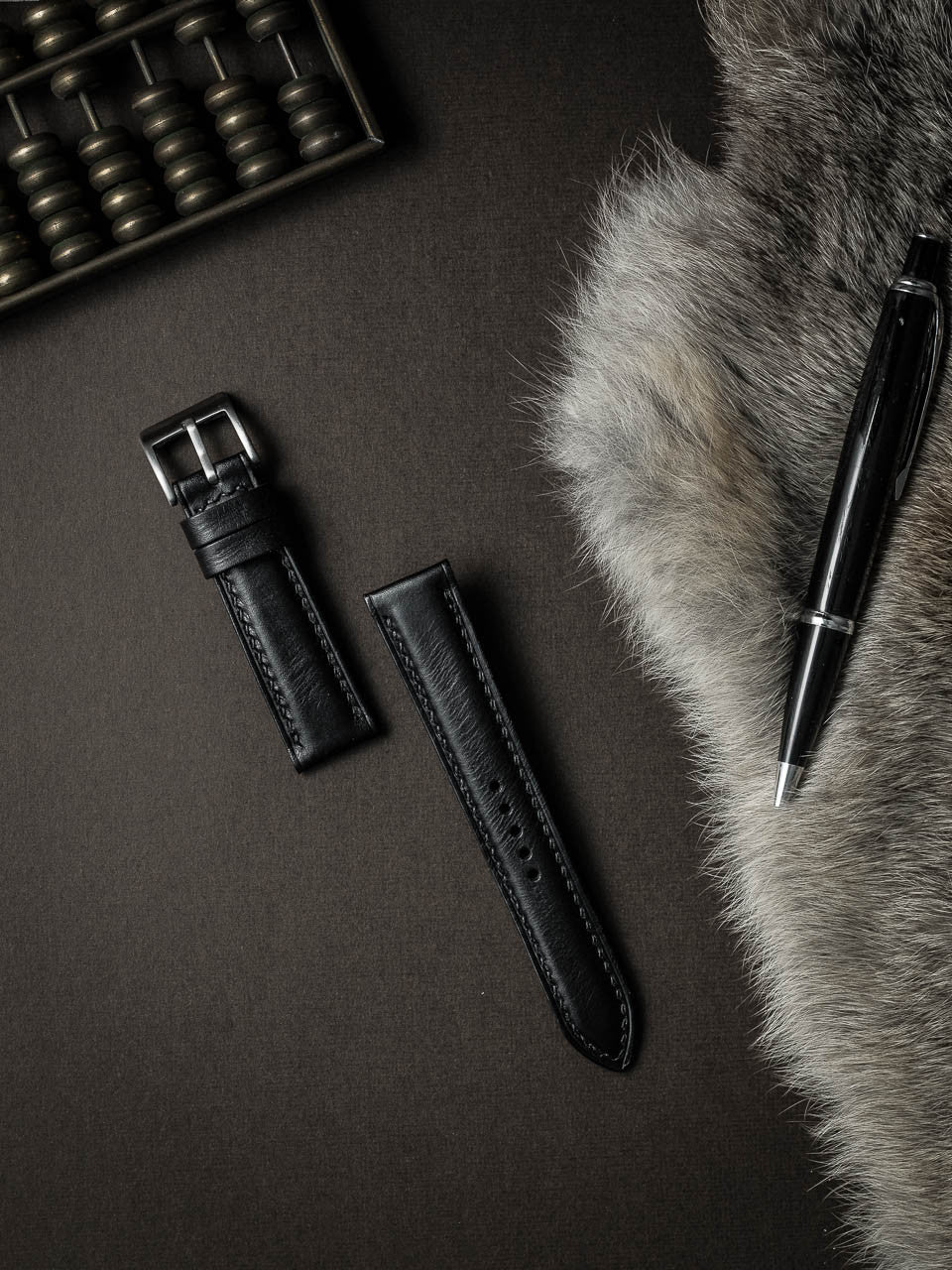 "St. James" Sleek Black Padded Leather Watch Strap